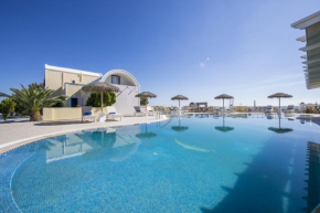  Bella Santorini  Фира